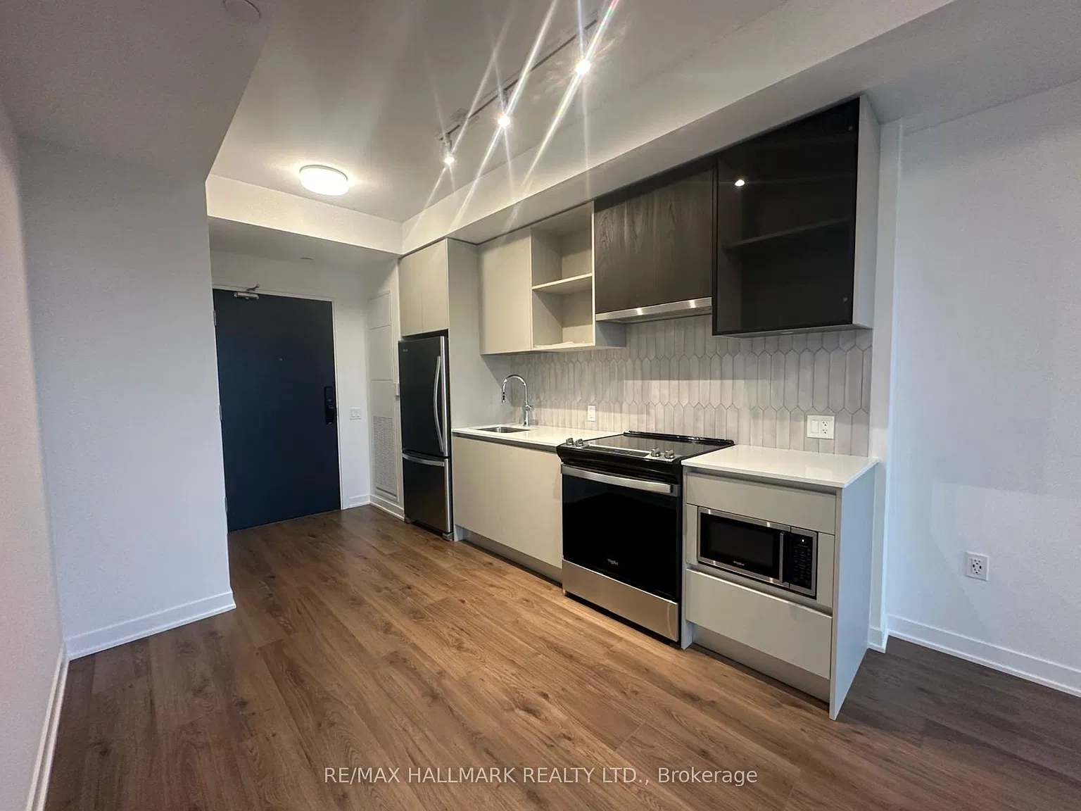 1 bed, $2,050 — Photo 4