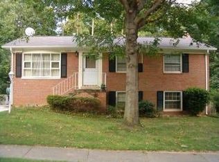 13511 Kingsman Rd, Woodbridge, VA 22193