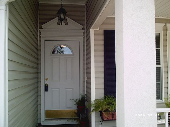 3rd image of 3319 Golden Rain Dr