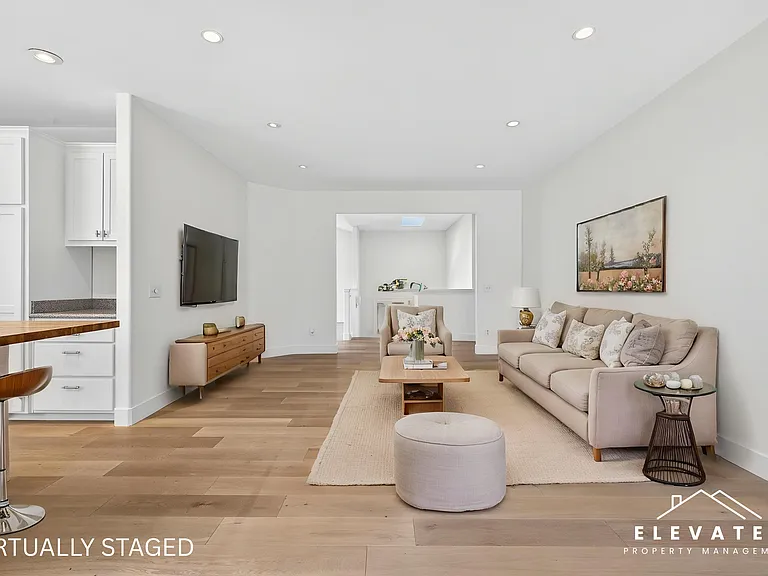 9400 Chalk Hill Rd — Photo 14