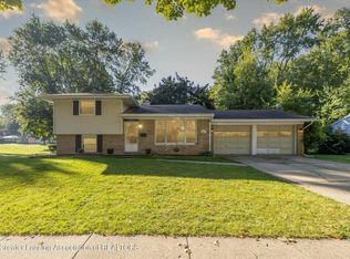 1903 Peggy Pl, Lansing, MI 48910