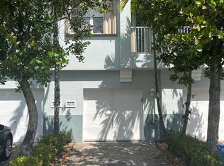 3231 Laurel Ridge Cir, Riviera Beach, FL 33404