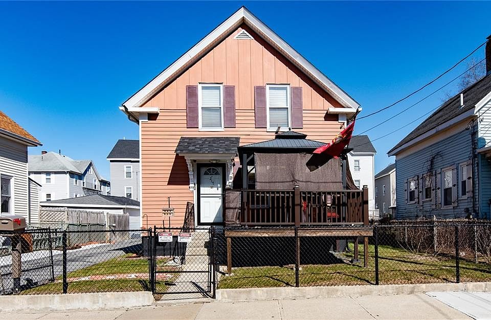 1st image of 217 4th Ave