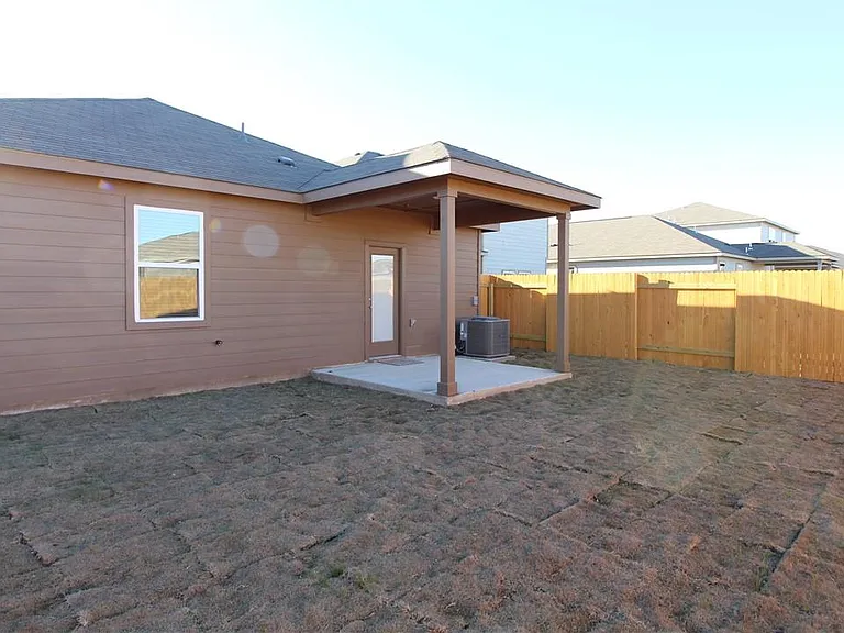 509 Washington Dr — Photo 18