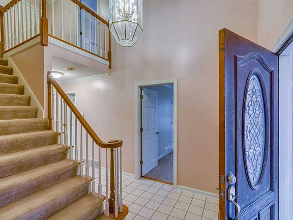 3rd image of 6203 Turnbridge Dr