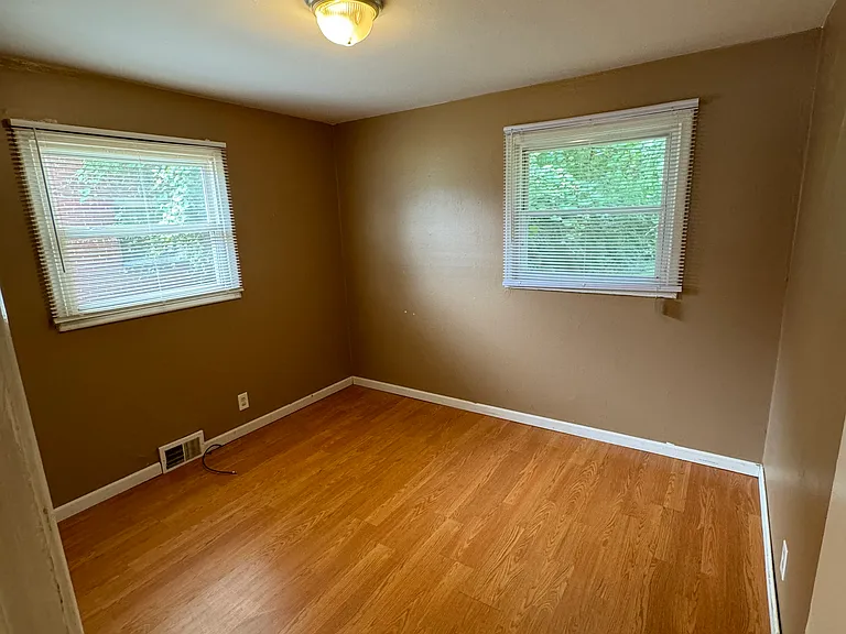 2260 Stieber St #1 — Photo 4