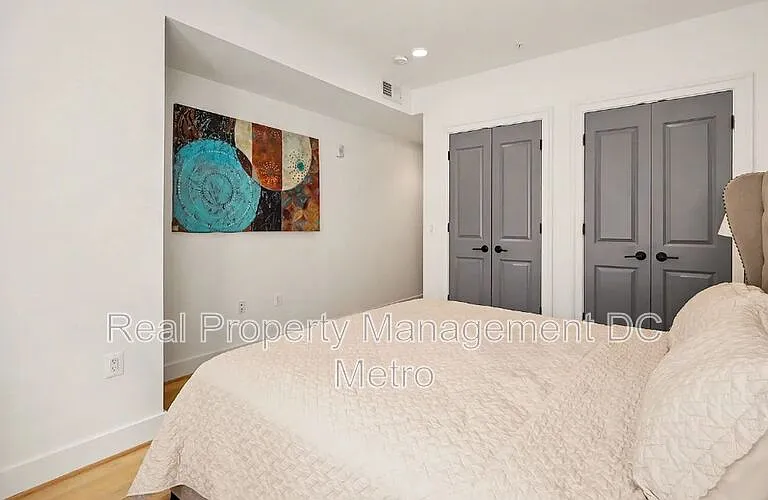 811 Upshur St NW #1 — Photo 10