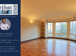 2465 Chestnut St, San Francisco, CA 94123