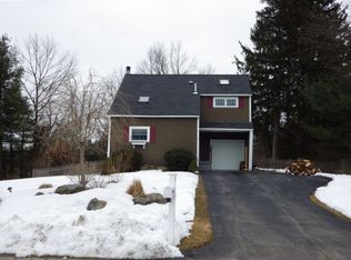 11 Ventura Cir, Nashua, NH 03062