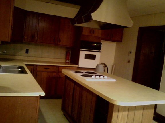 3rd image of 20 Depot St
