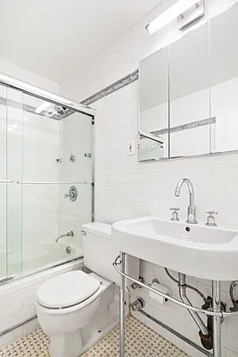 Sold by Compass | media 7