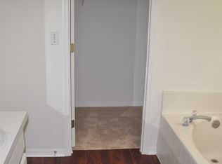 105 Holloway Ct, Sanford, FL 32771