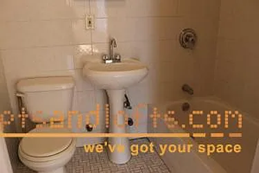 Rented by aptsandlofts.com