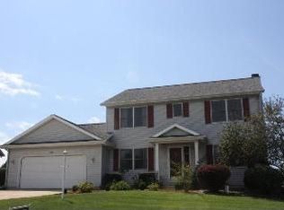 821 Lydia Dr, Warsaw, IN