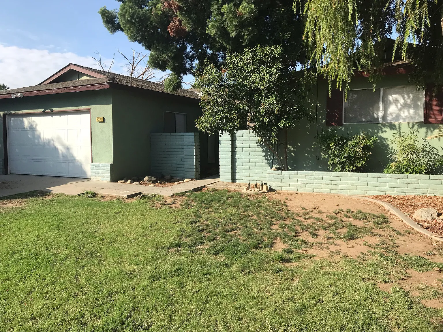 5371 N Santa Fe Ave photo 1