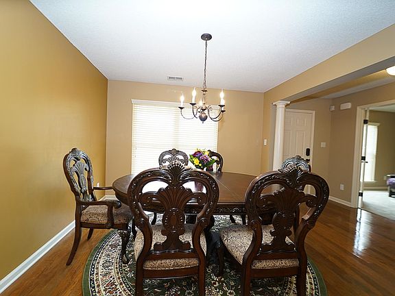 4th image of 6616 Hollister Ln
