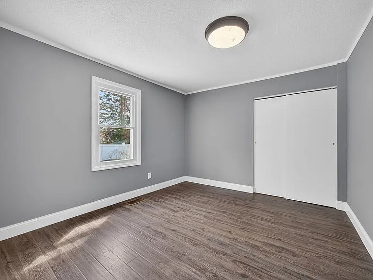 3320 Elm St — Photo 23