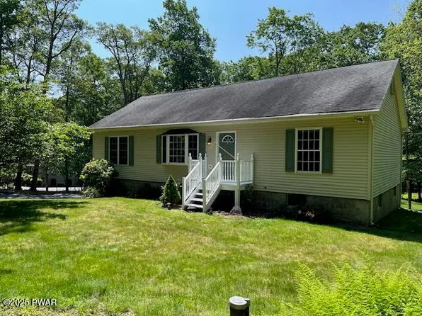 150 Van Auken Hill Rd, Milford, PA 18337