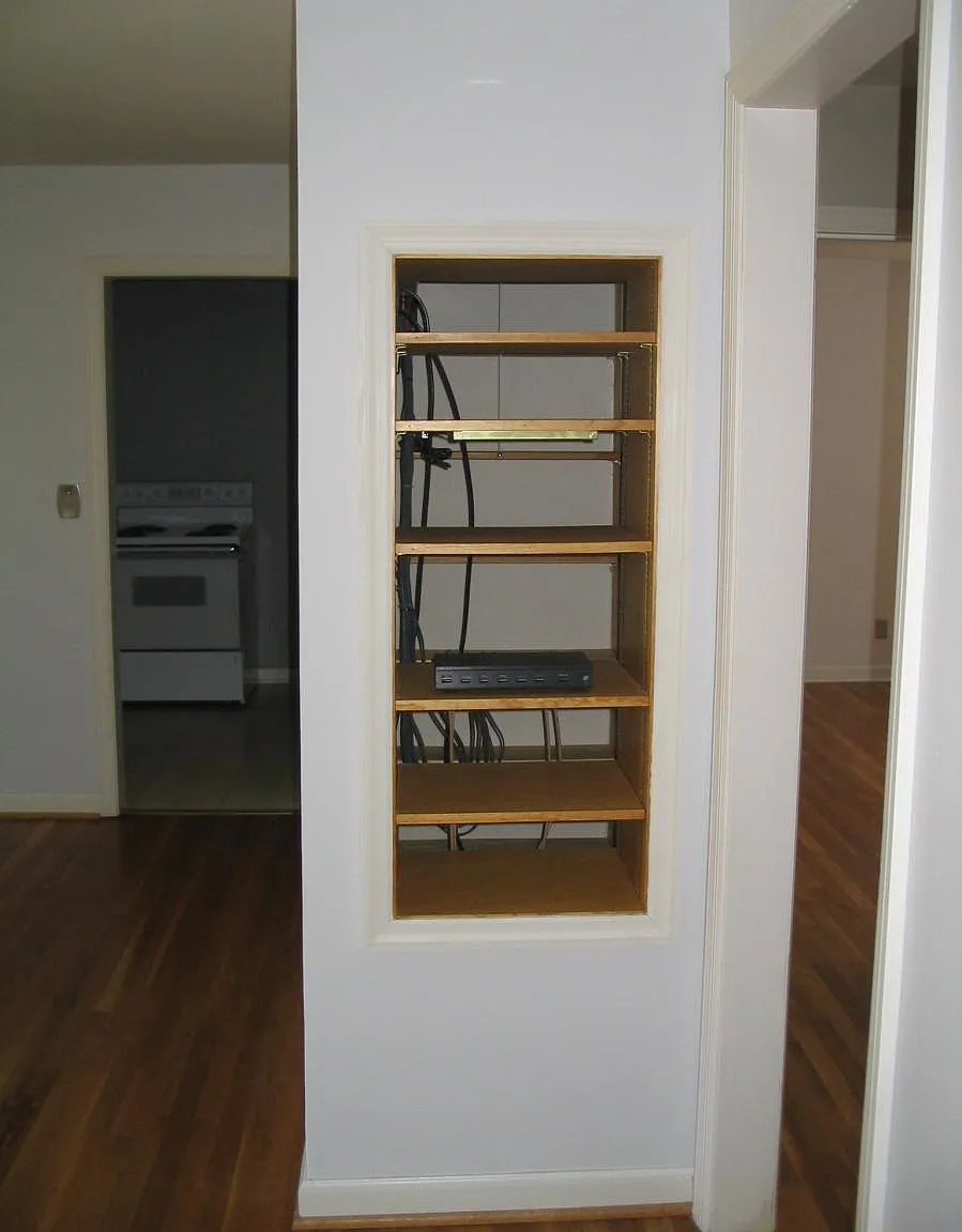 2 bed, 1152 sqft, $2,300 — Photo 4