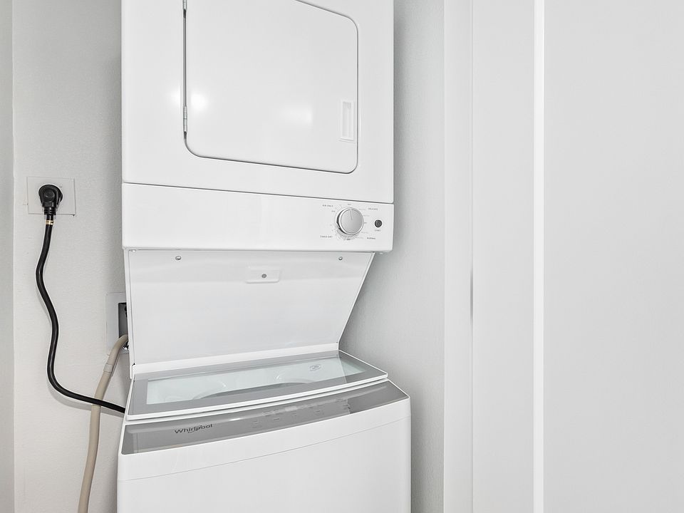 1st image of 498 N Arizona Ave #7A