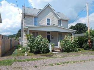 512 Sterner St, Confluence, PA 15424