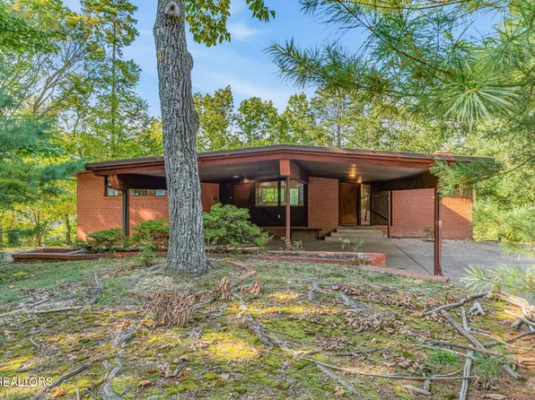 106 Elliott Cir, Oak Ridge, TN 37830