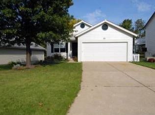 36 Aspen Pointe Dr, Saint Peters, MO