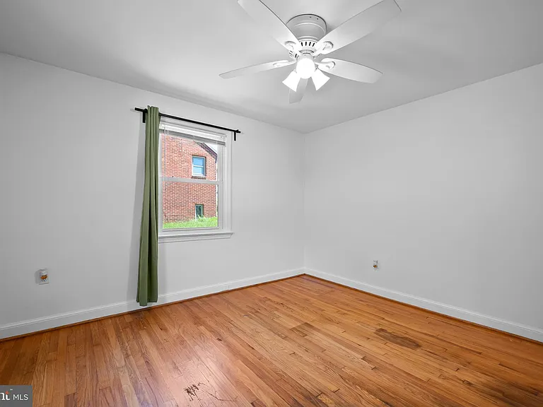 9110 Autoville Dr — Photo 15