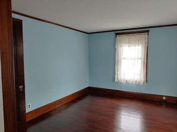 386 Union Ave — Photo 14