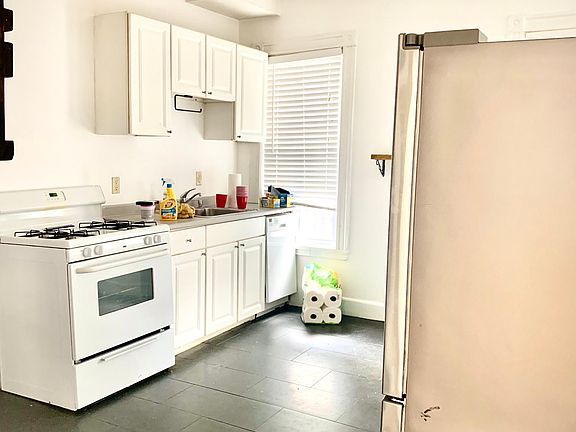 Kitchen post painting