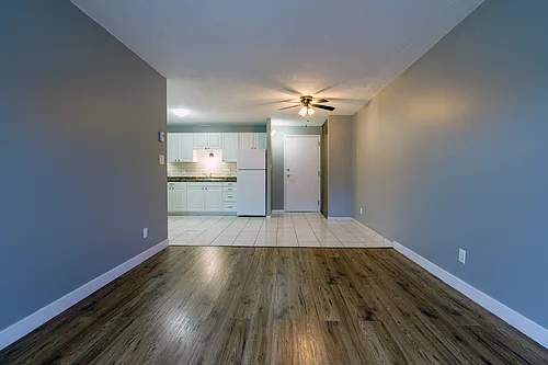 Floor plan 401