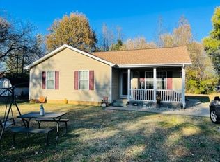 62 Pirate Ln, Mortons Gap, KY 42440