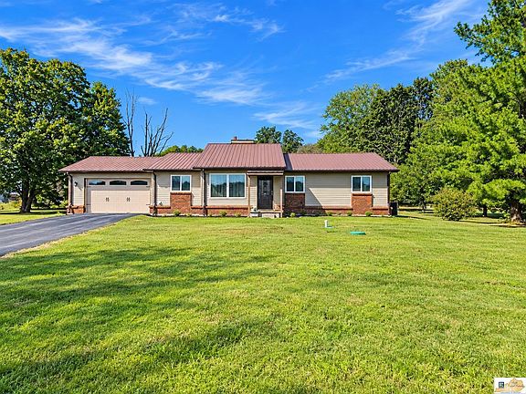 2nd image of 6204 Russell Springs Rd #8