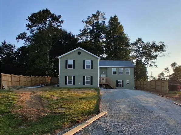 303 N Francke Road, Henryville, IN 47126