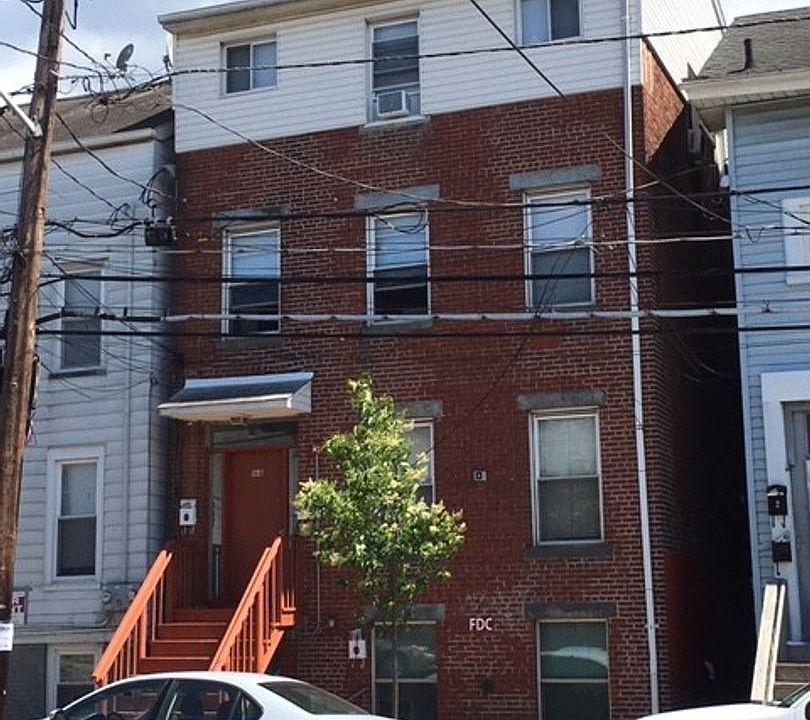 1st image of 168 Hamilton St #2