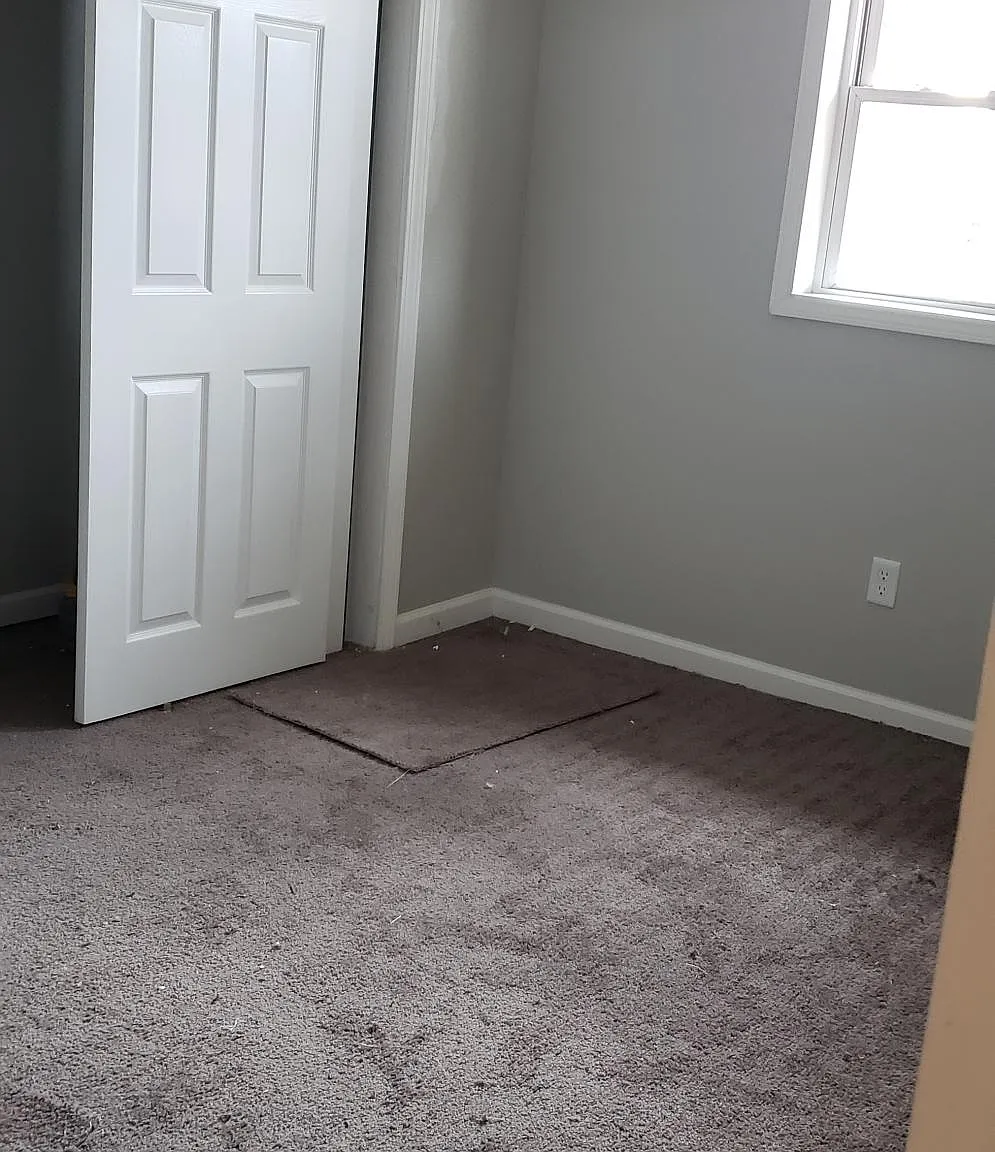 3 bed, 1037 sqft, $1,450 — Photo 3