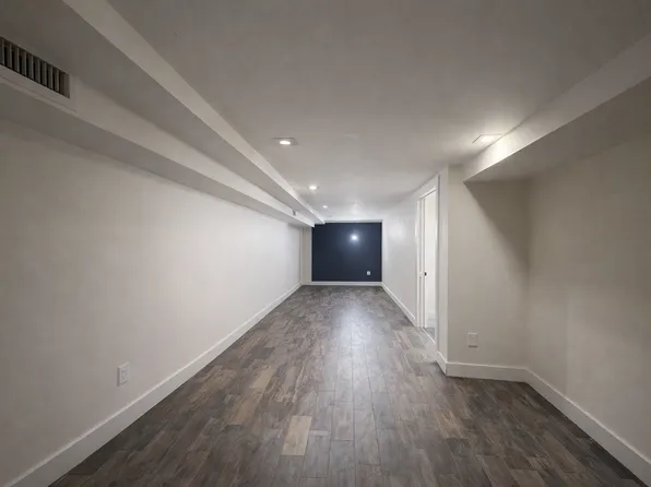 1064 Putnam Avenue image 1 of 9