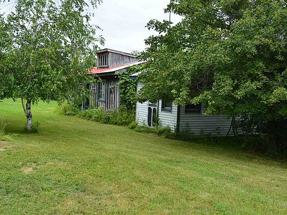 3rd image of 149 Pork St