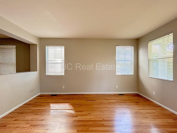 4th image of 2818 N Central Park Blvd