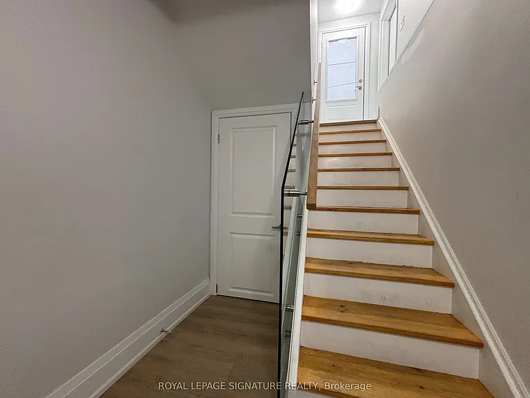 897 4th St #BASEMENT — Photo 14