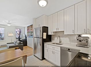 607 1st St #2F, Hoboken, NJ 07030