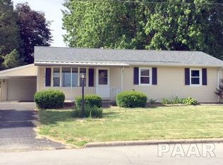 1410 E Ash St, Canton, IL 61520