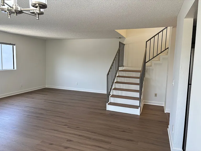 627 Orange Grove Ave — Photo 32