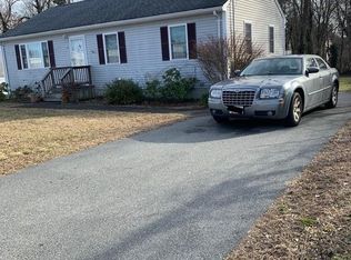 38 Hamlin St, New Bedford, MA 02745