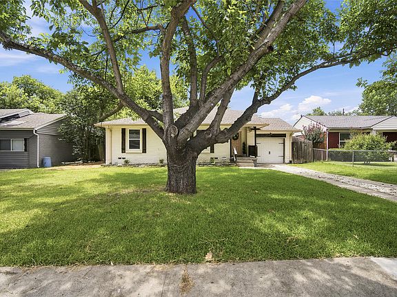 2nd image of 10547 Cayuga Dr