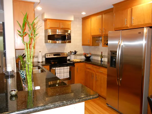 1701 Anacapa St Unit 25, Santa Barbara, CA 93101