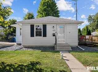625 4th St, De Witt, IA 52742