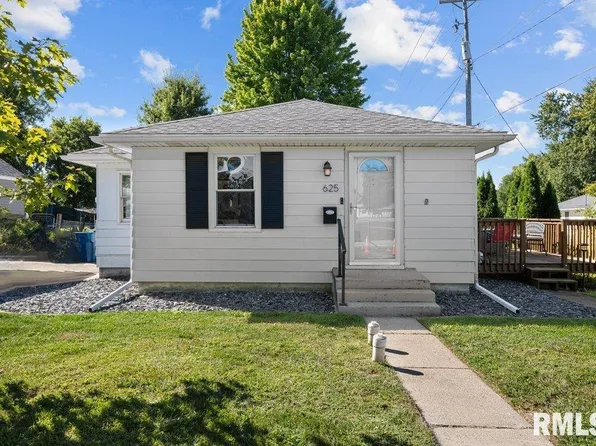 625 4th St, De Witt, IA 52742