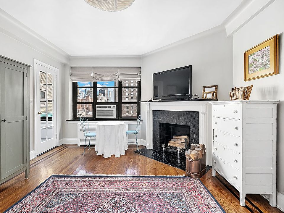 1st image of 235 E 22nd St APT 15M