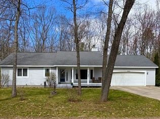 8884 Beverly Rd, Interlochen, MI 49643